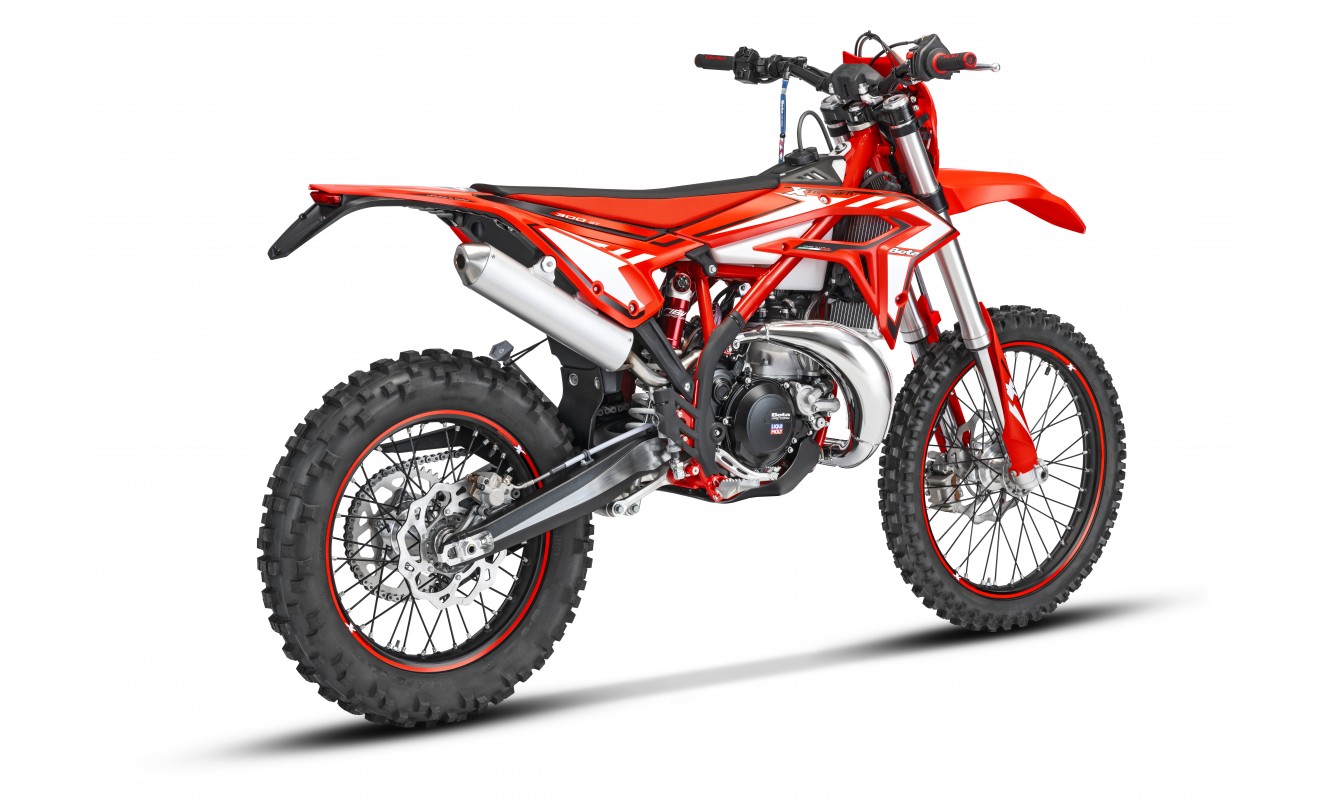 XTRAINER 300 MY24