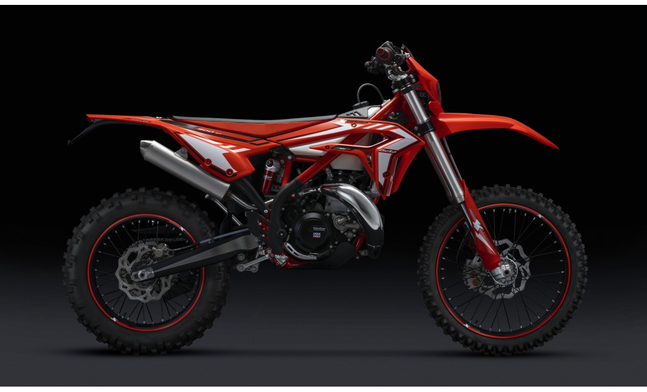 XTRAINER 300 MY24