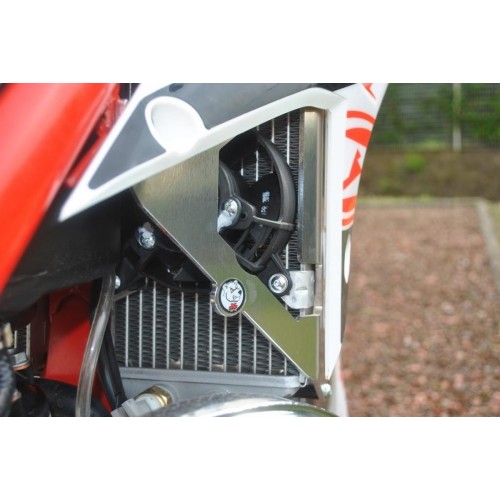 AXP Radiator Braces Beta 300XT 16-22 AXP Radiator Braces Beta 300XT 16-22