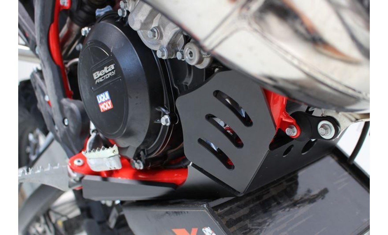 AXP XTREM HDPE SKID PLATE BLACK 250/300RR 18-19 AXP XTREM HDPE SKID PLATE BLACK 250/300RR 18-19