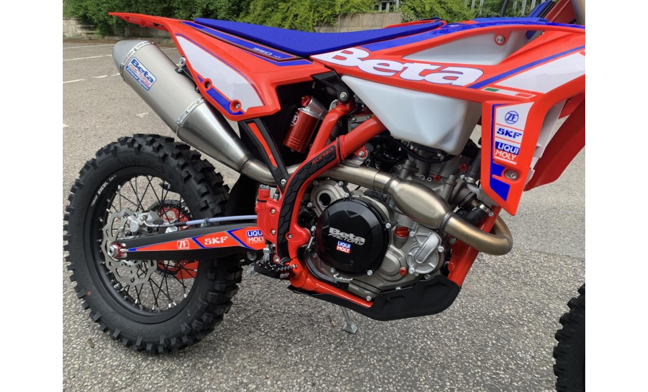 SILENCER KIT RR 4T SILENCER KIT RR 4T