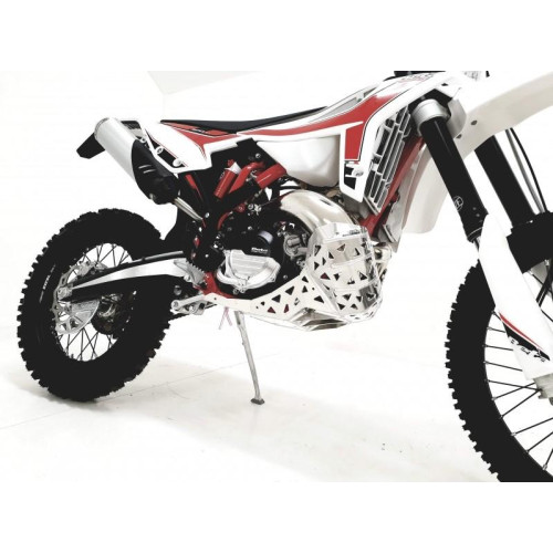 RR20/21 SKID PLATE WITH EXHAUST GUARD RR20/21 SKID PLATE WITH EXHAUST GUARD