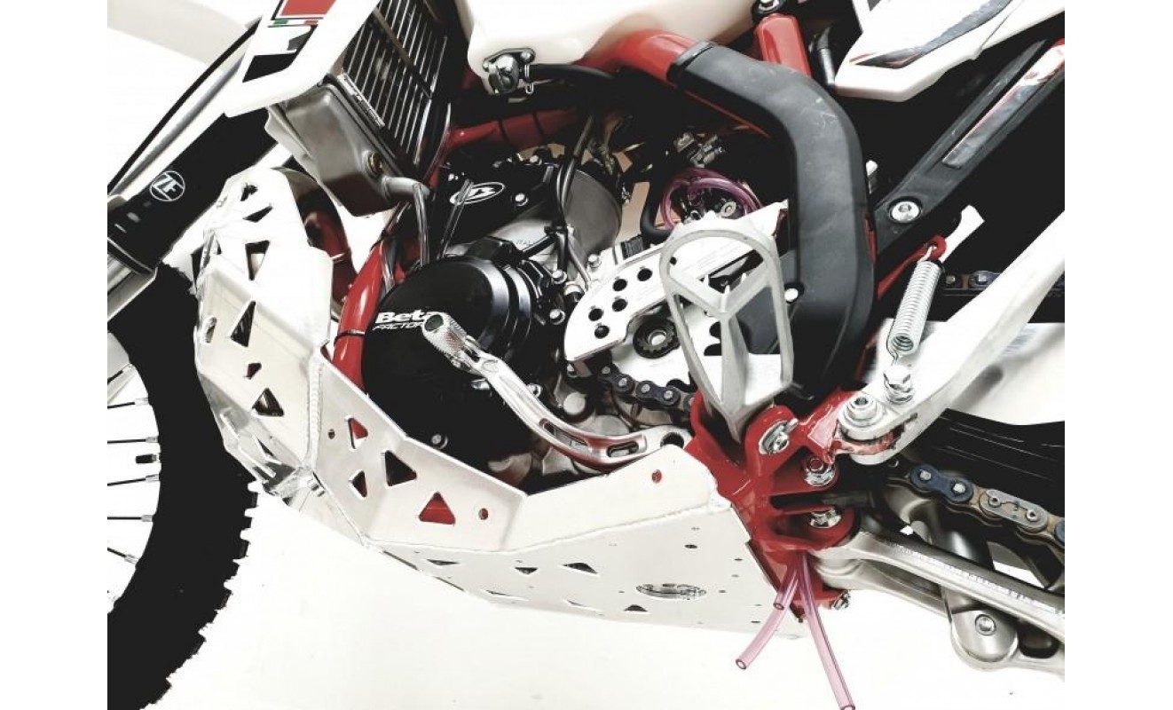 RR20/21 SKID PLATE WITH EXHAUST GUARD RR20/21 SKID PLATE WITH EXHAUST GUARD